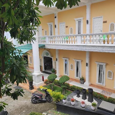 Hotel Nayora Prabumulih Perabumulih Esterno foto