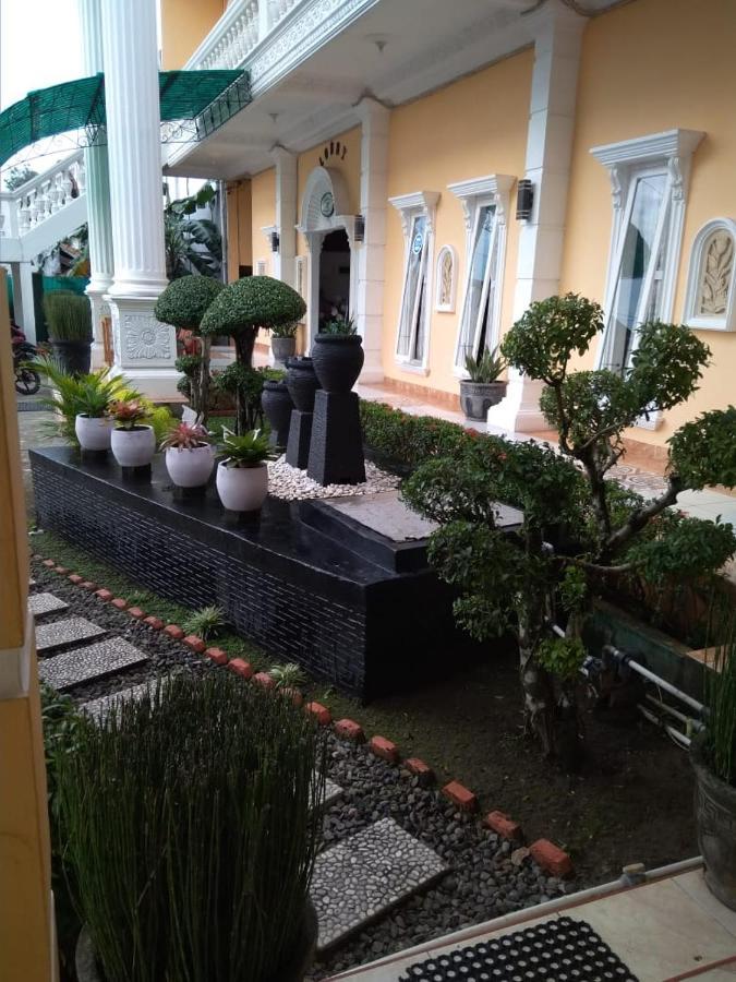 Hotel Nayora Prabumulih Perabumulih Esterno foto