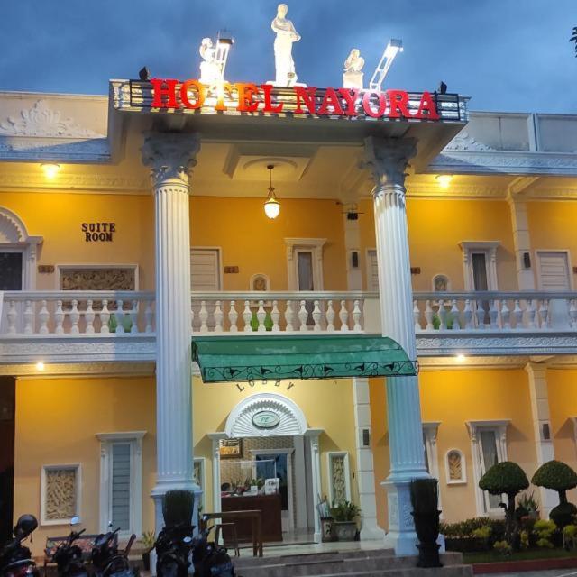 Hotel Nayora Prabumulih Perabumulih Esterno foto