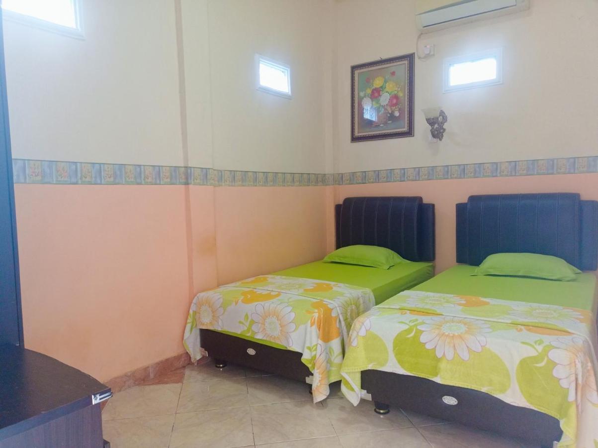 Hotel Nayora Prabumulih Perabumulih Esterno foto
